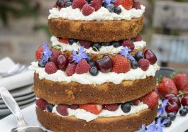 Baking Bulgur Dark Fruit Cake in 6 Simple Steps