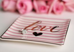 8 things you should never think of doing while wearing your engagement ring