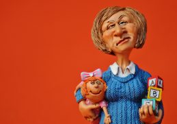 Are you currently looking for more information regarding the many advantages that are usually associated with getting a nanny for your children? READ ON