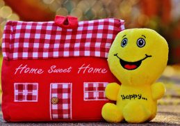 Well brightening up a home certainly doesn’t have to break the bank. Follow our tips on how to give your home a lift without having to spend a fortune